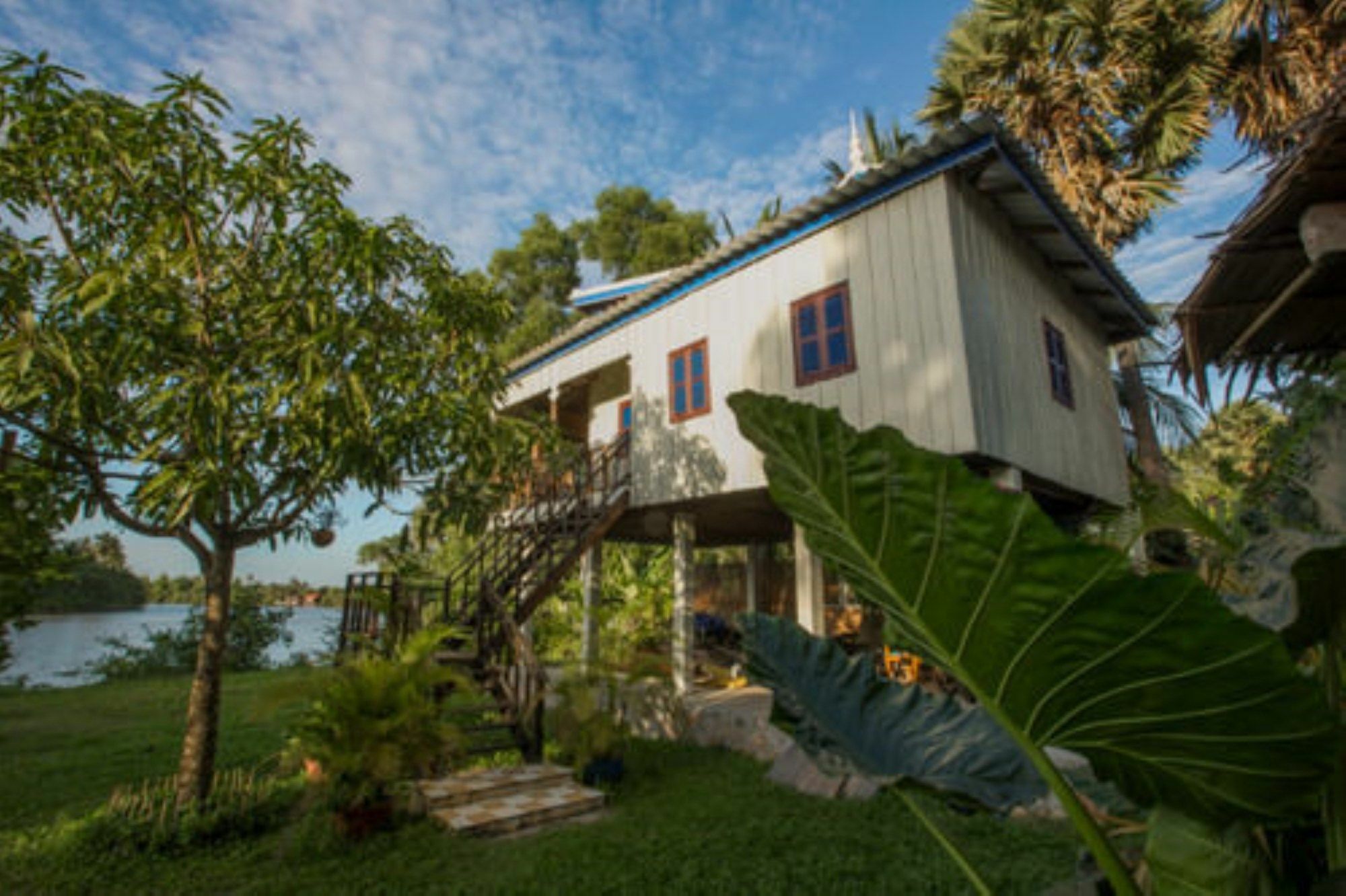 Champa Lodge Kampot Exteriör bild